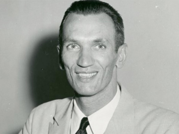 Black-and-white headshot of Jan Karski.