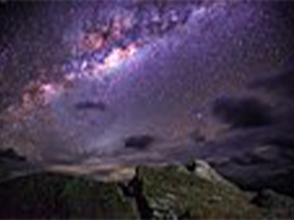 Stars links to news item