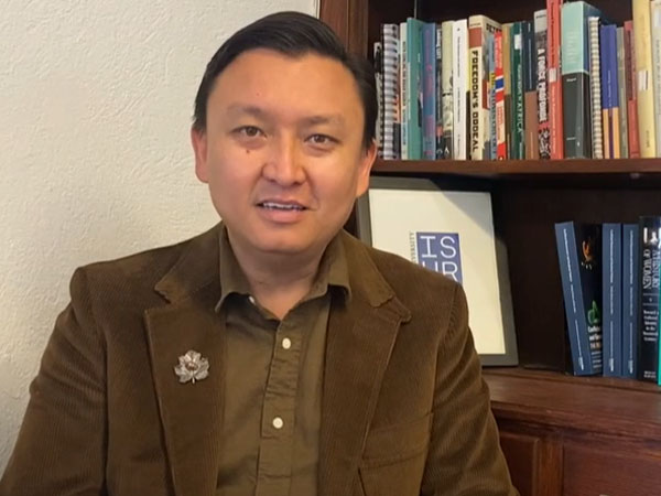 Mukambetov Mukambetov photo links to news item