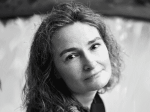 Vera Pavlova's headshot. Image links to event page.