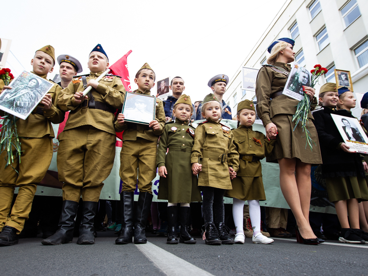 Immortal Regiment in Kaliningrad. Image links to event page.